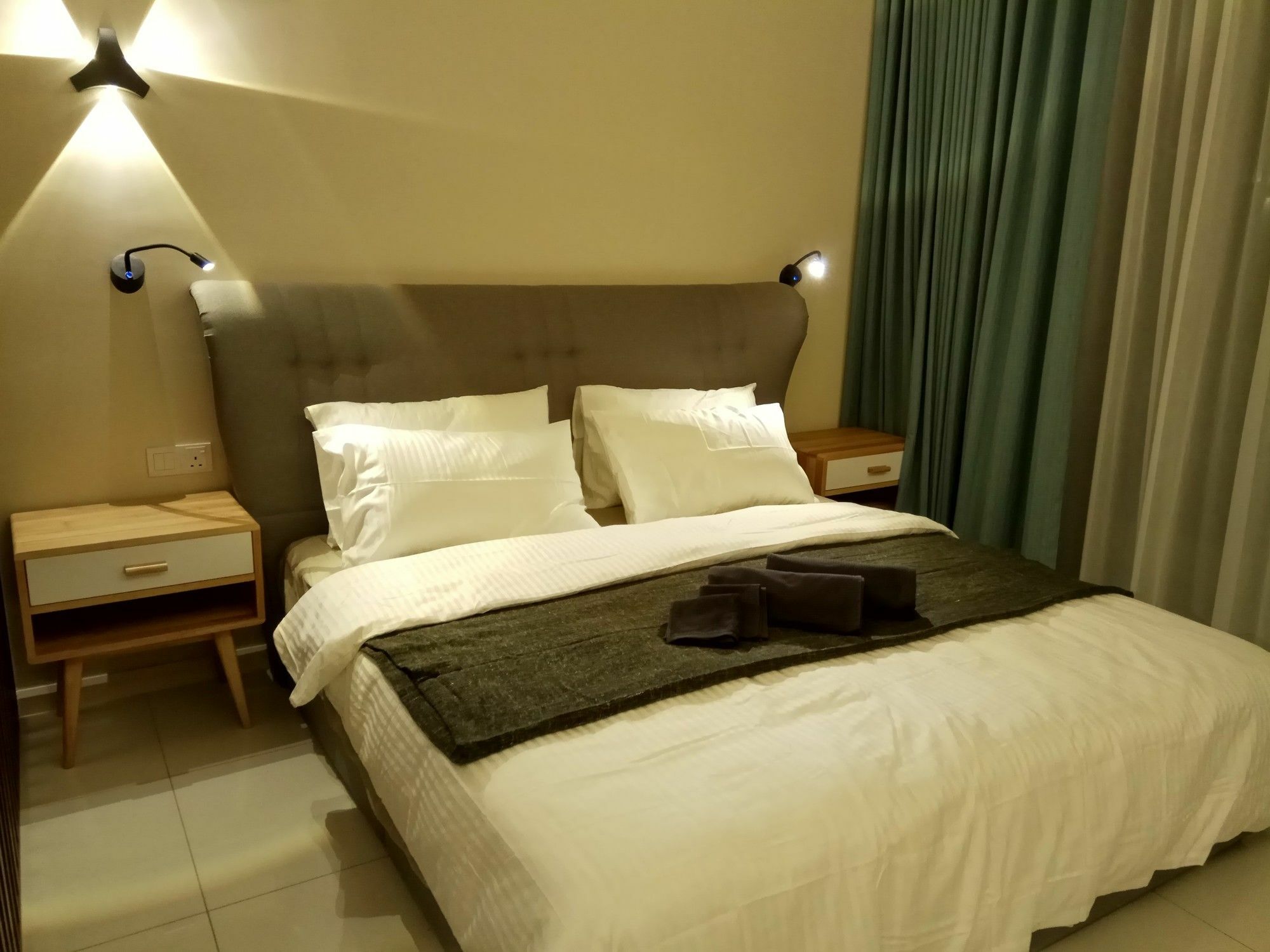 Roomy @ Tribeca Bukit Bintang Kuala Lumpur Exterior photo